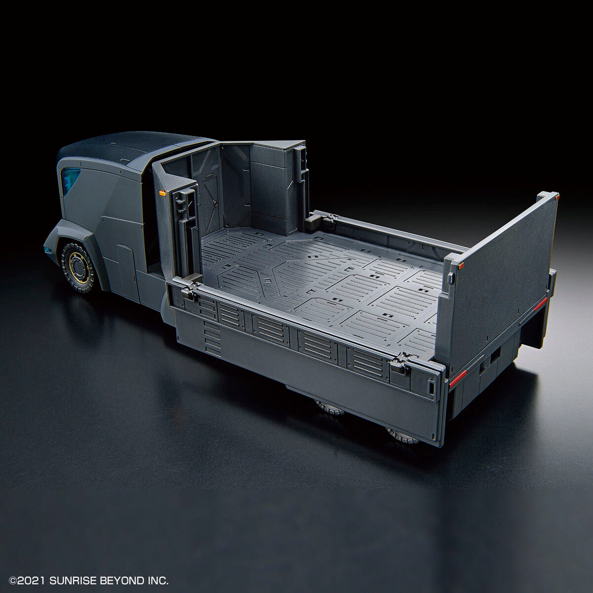 HG 1/72 Extra-large Armored Special Carrier Transport Vehicle