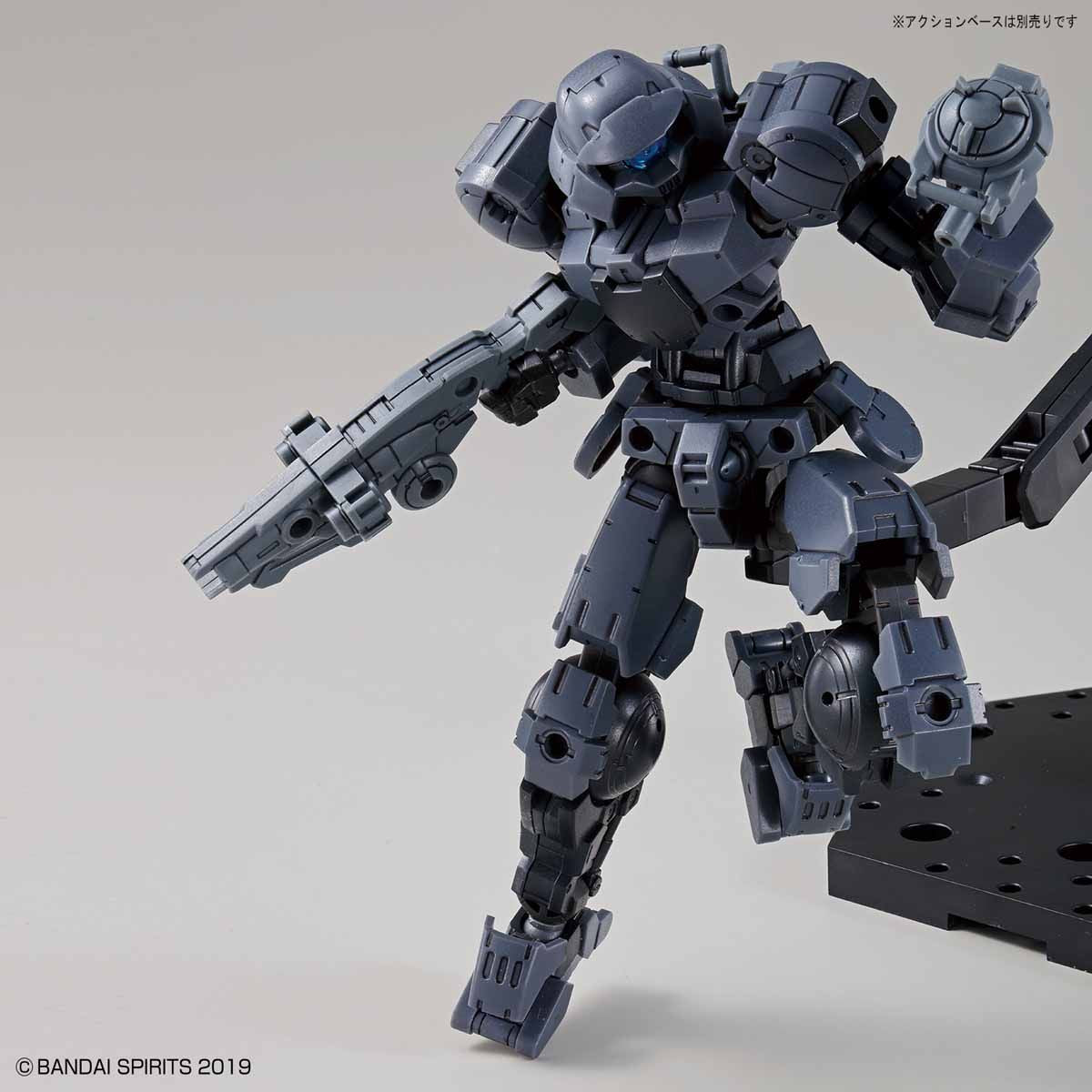 Mechanical robot model on a gray background with Bandai Spirits logo.