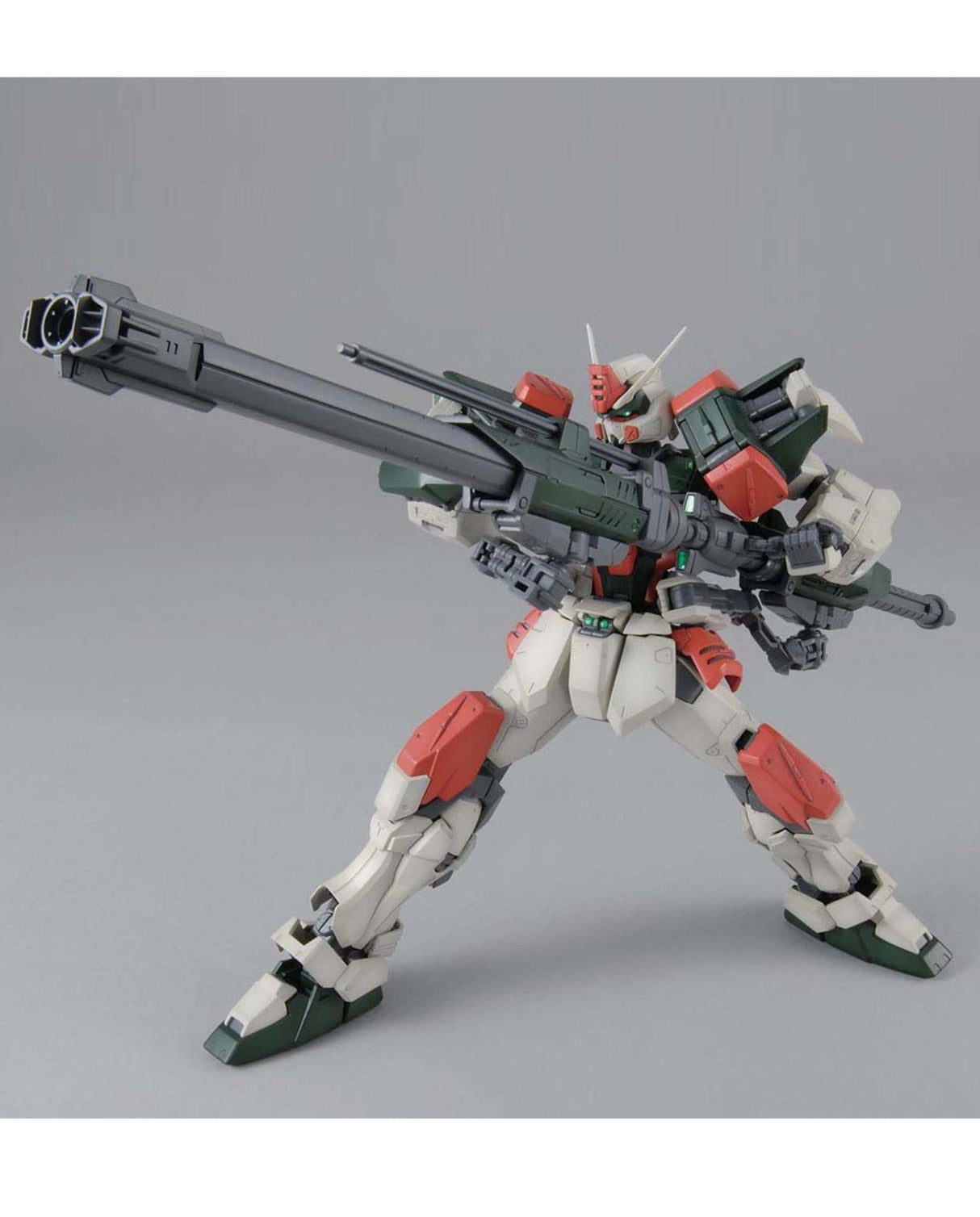 MG 1/100 Buster Gundam
