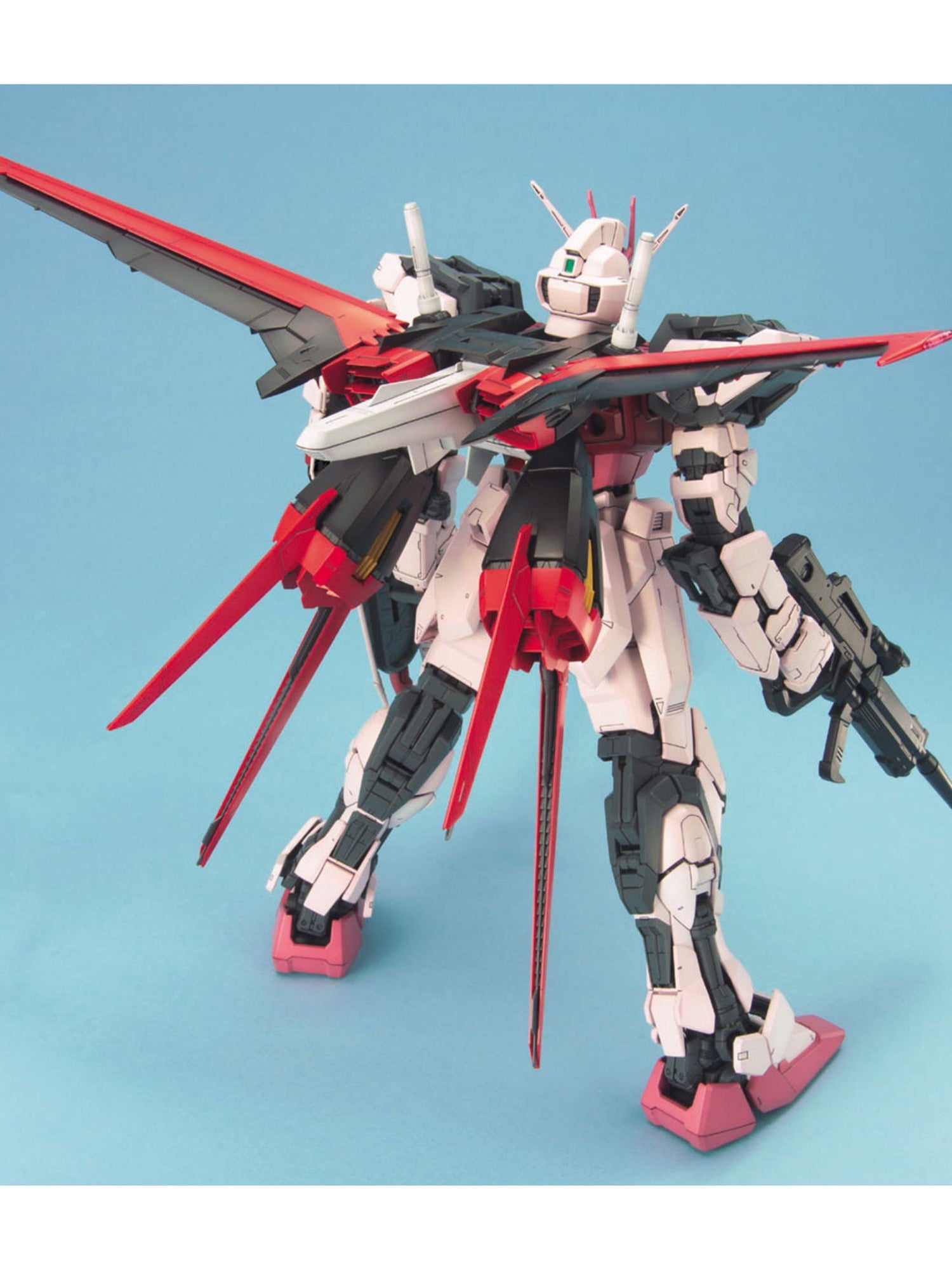 PG 1/60 Strike Rouge + Sky Grasper