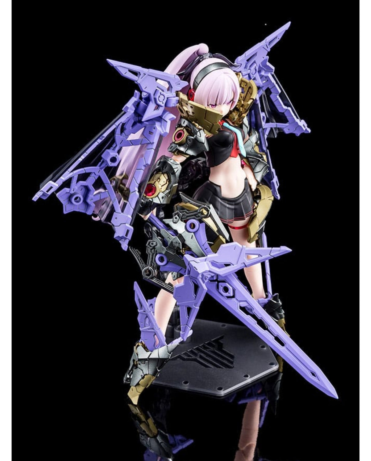 Buster Doll Paladin Darkness Claw : Megami Device
