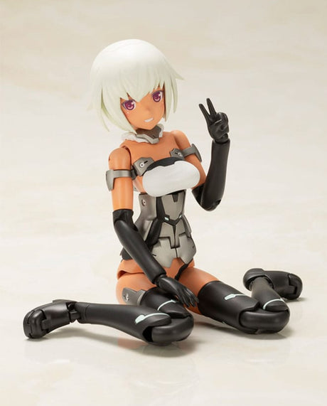Laetitia Silver Version : Frame Arm Girl