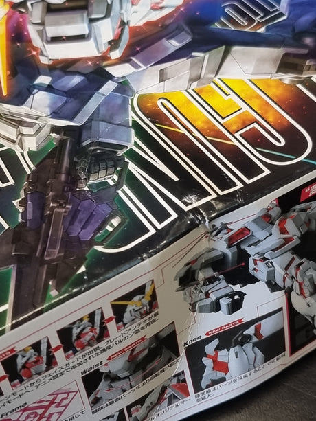 MG 1/100 RX-0 Unicorn Gundam Screen Image - Damaged Box (2)