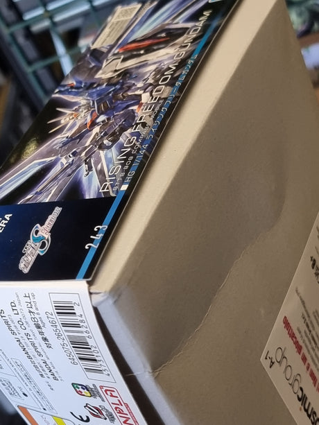 HG 1/144 Rising Freedom Gundam - Damaged Box (2)