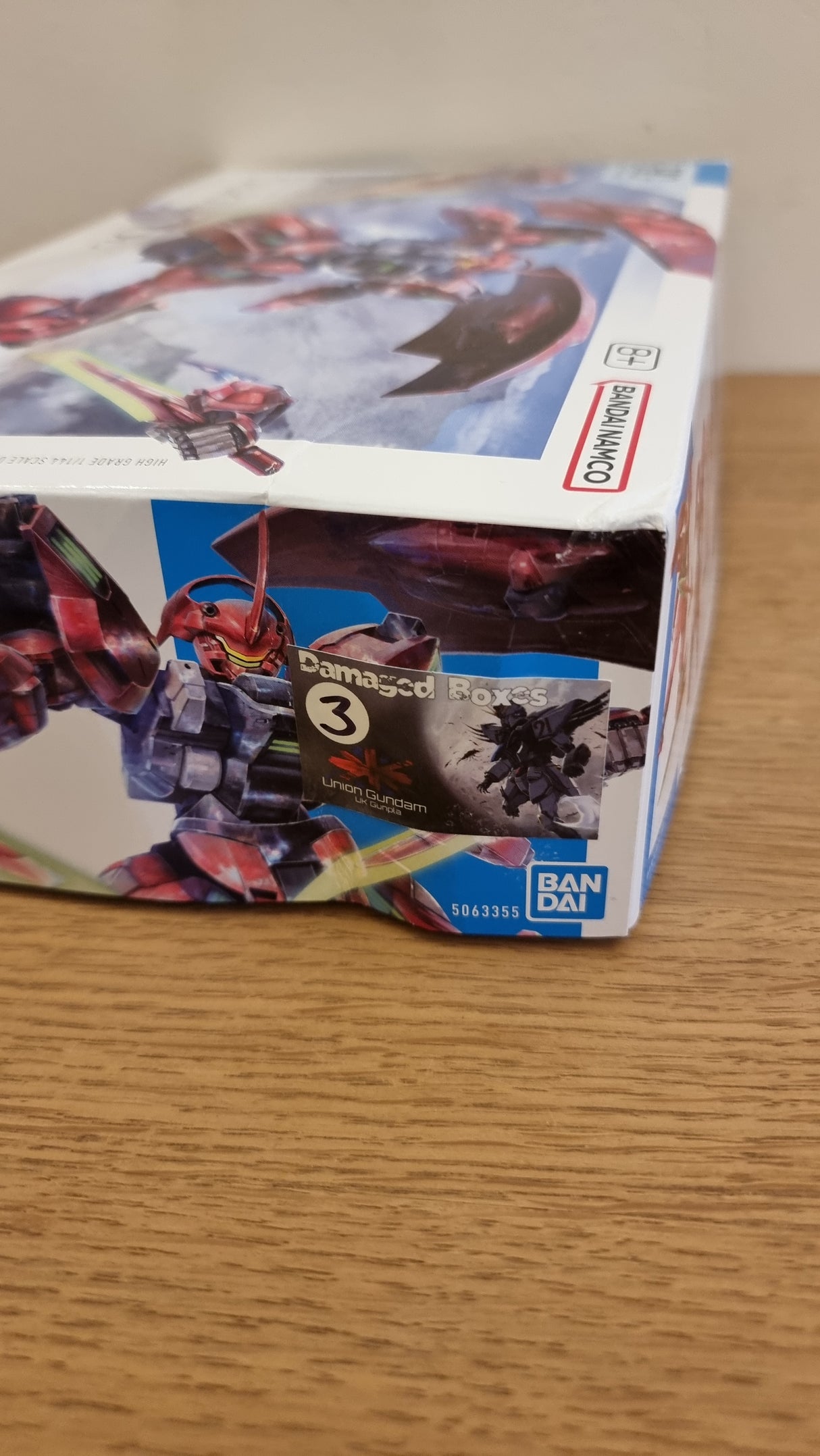 HG Darilbalde 1/144 - Damaged Box (3)