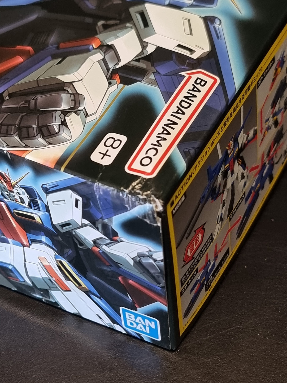 HGUC 1/144 Double Zeta ZZ Gundam - Damaged Kit (1)